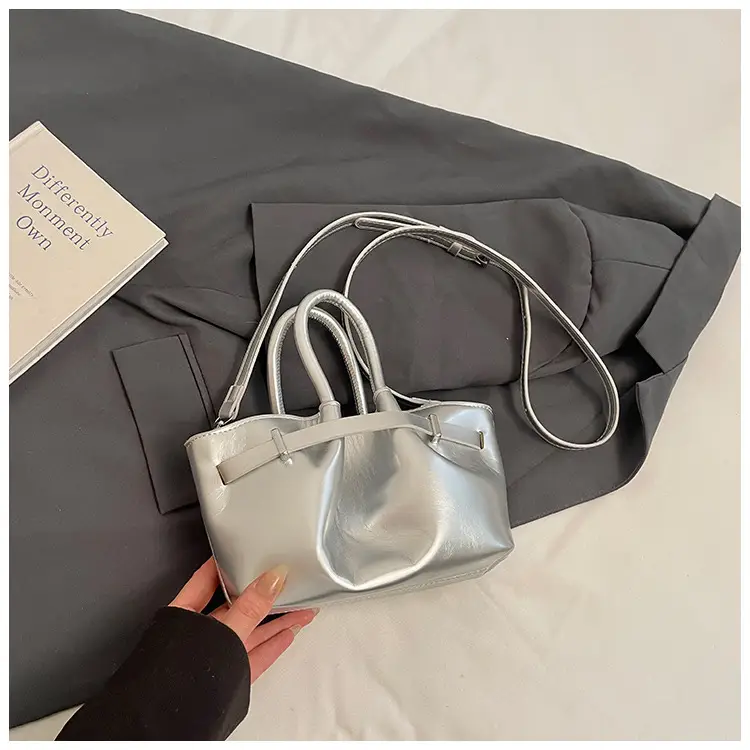 Korean Style Beige Leather Bucket Bag 2025 — feature 35
