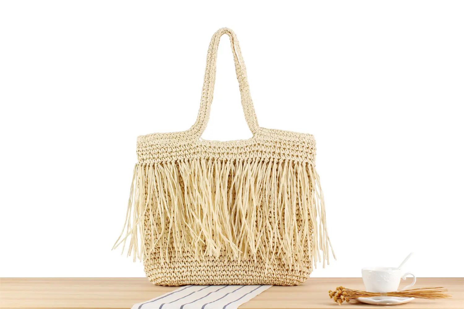 INS New South Korea Chic Tassel Handmade Woven Bag Large Capacity — feature 4