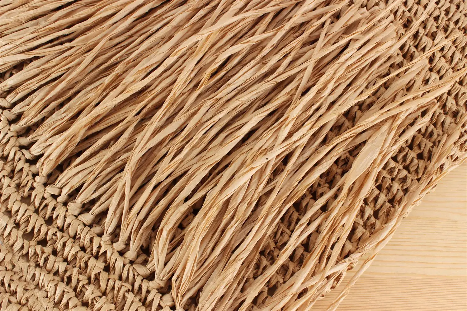 INS New South Korea Chic Tassel Handmade Woven Bag Large Capacity — feature 8