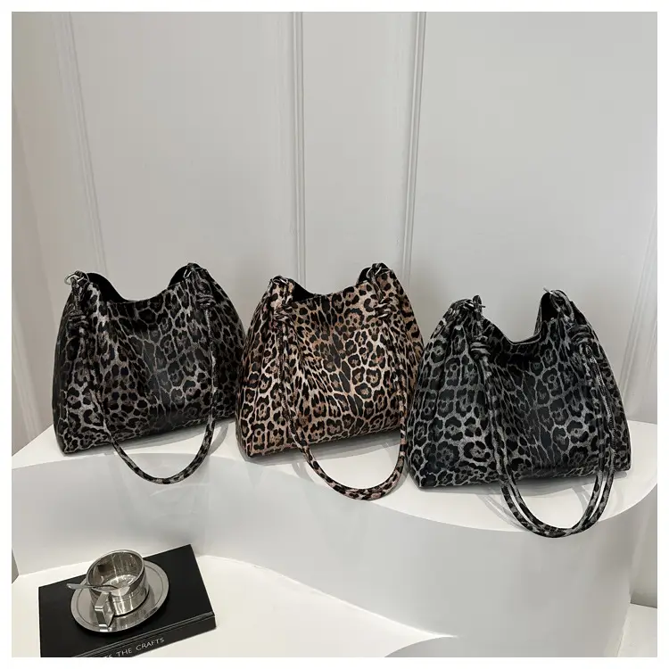 Leopard Print Korean Style Shoulder Bag for Women — feature 23