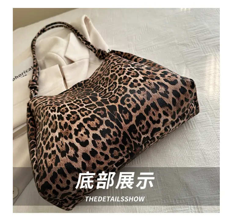 Leopard Print Korean Style Shoulder Bag for Women — feature 5