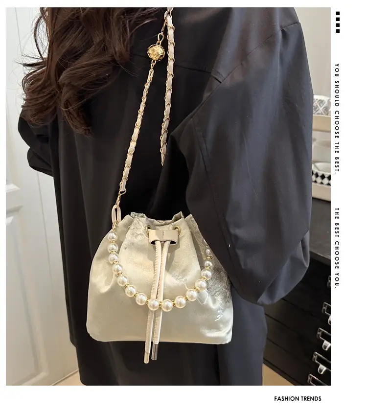 Women Pearl Bucket Bag Summer 2025 Embroidered — feature 1
