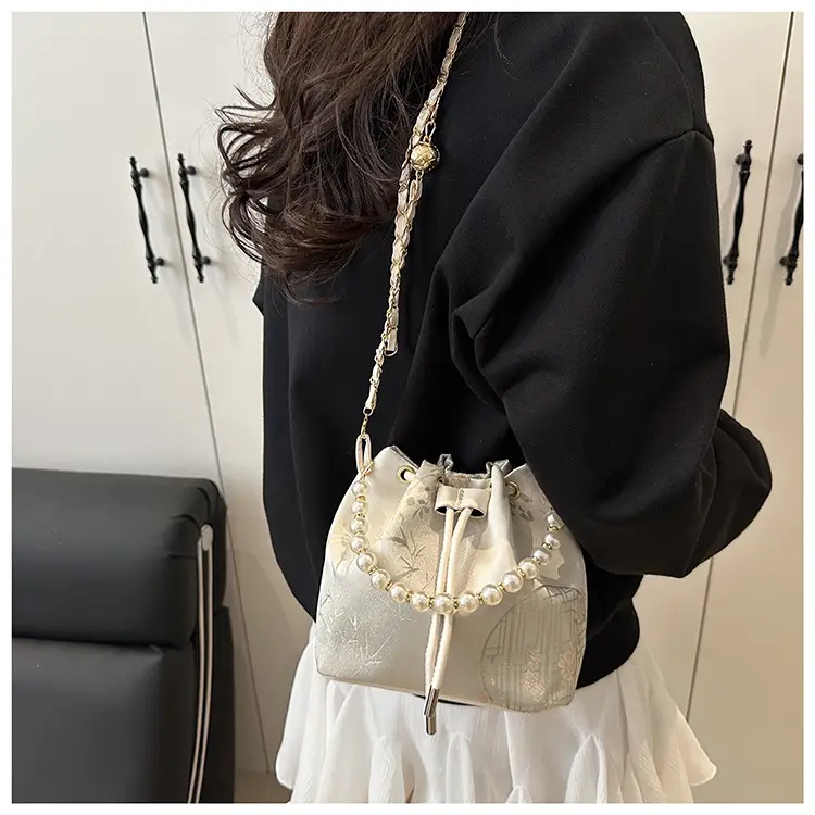 Women Pearl Bucket Bag Summer 2025 Embroidered — feature 18
