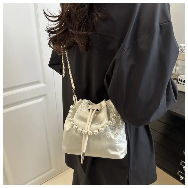 Women Pearl Bucket Bag Summer 2025 Embroidered — feature 9