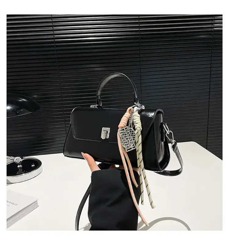 Women's Crossbody Bag 2025 New Niche Design — feature 33