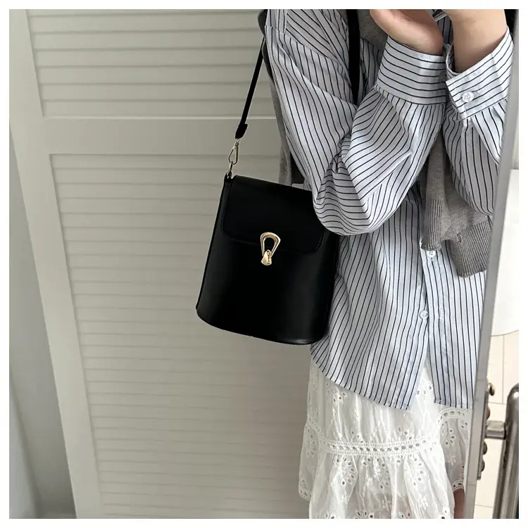 White Coin Purse for Women Mobile Bag Shoulder Bag — feature 15