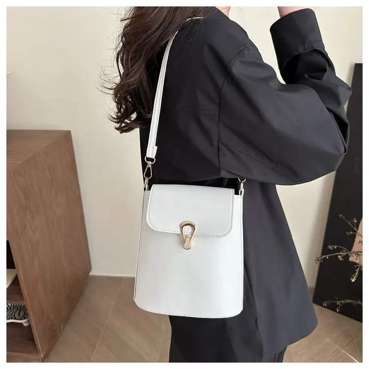 White Coin Purse for Women Mobile Bag Shoulder Bag — feature 21