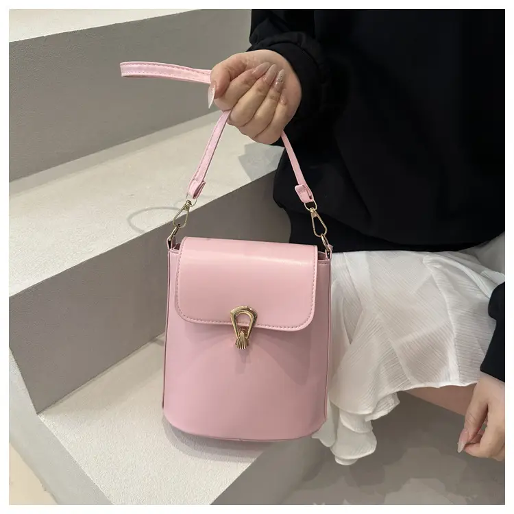White Coin Purse for Women Mobile Bag Shoulder Bag — feature 9
