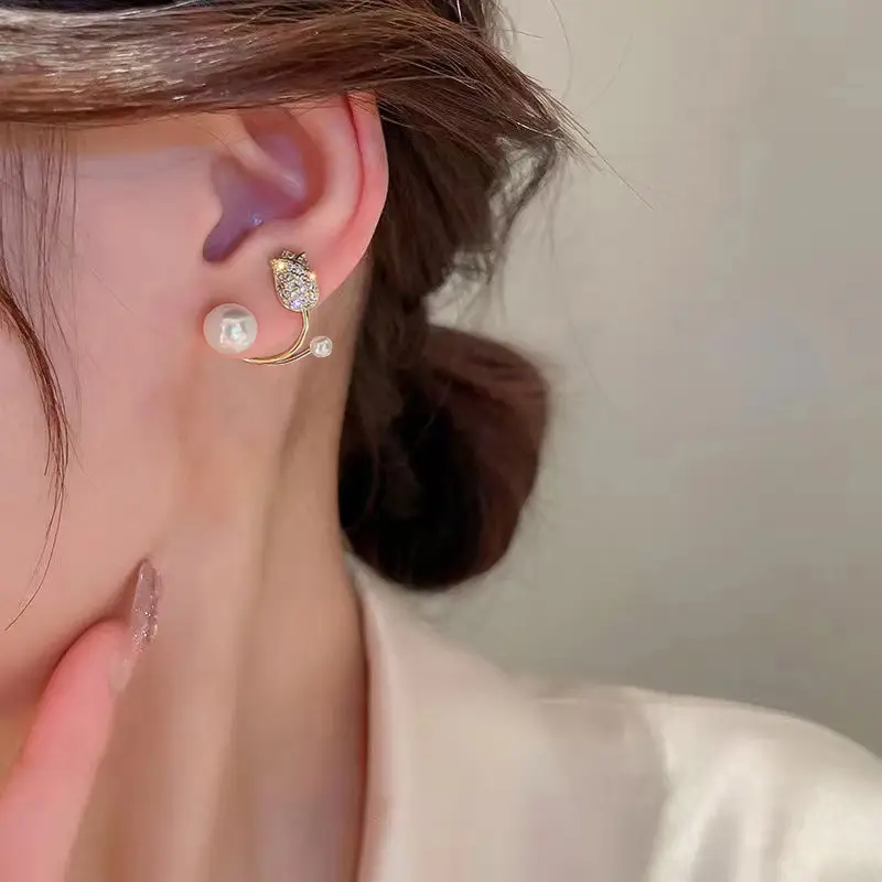 Women's Diamond Tulip Pearl Earrings Gold Plated - Image 5