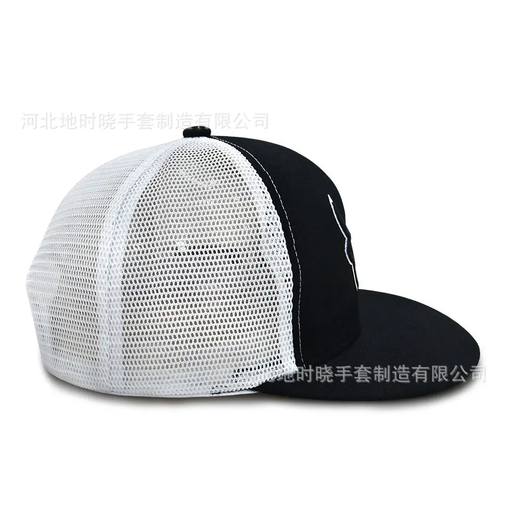 Men Embroidered Skull Trucker Cap Black White — feature 9