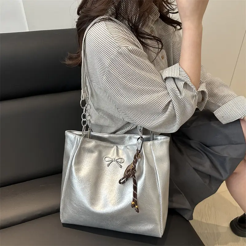 2025 Women's Brown Leather Shoulder Tote Bag with Chain Detail - Image 11