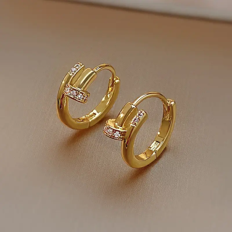 Diamond Stacked Ear Buckles for Women 2025 — feature 1