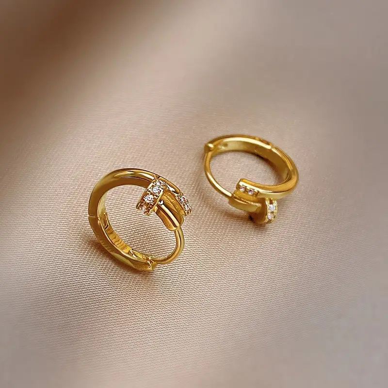 Diamond Stacked Ear Buckles for Women 2025 — feature 5