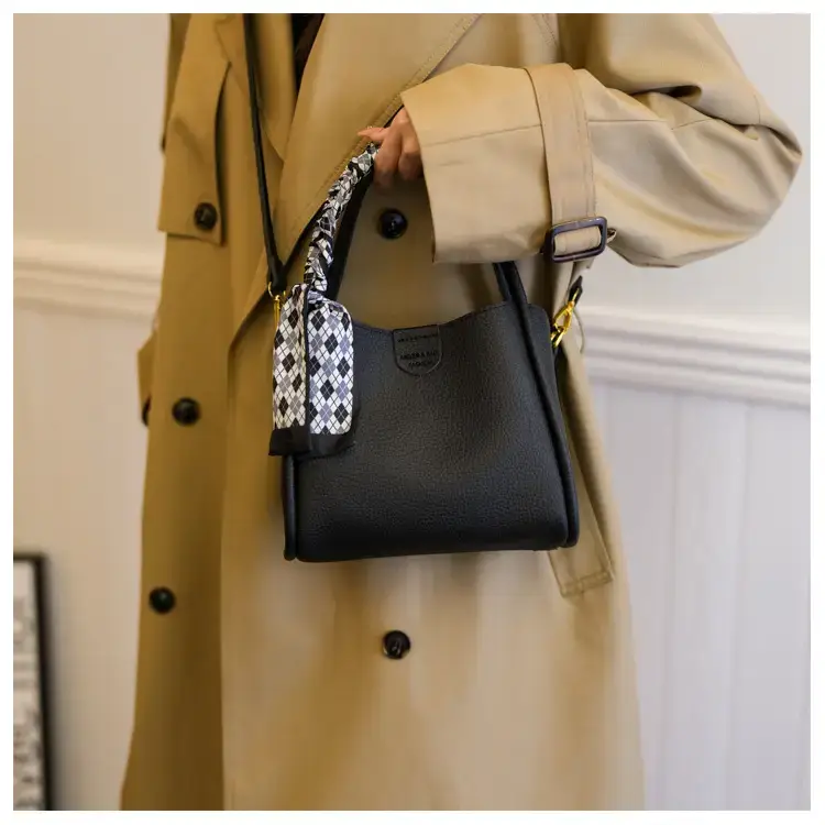 Black Soft Leather Bucket Bag for Women 2024 New Arrival — feature 21