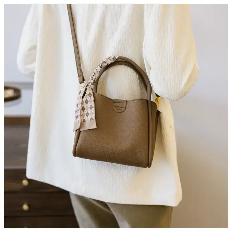 Black Soft Leather Bucket Bag for Women 2024 New Arrival — feature 24