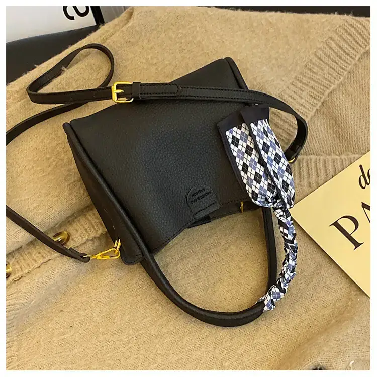 Black Soft Leather Bucket Bag for Women 2024 New Arrival — feature 40