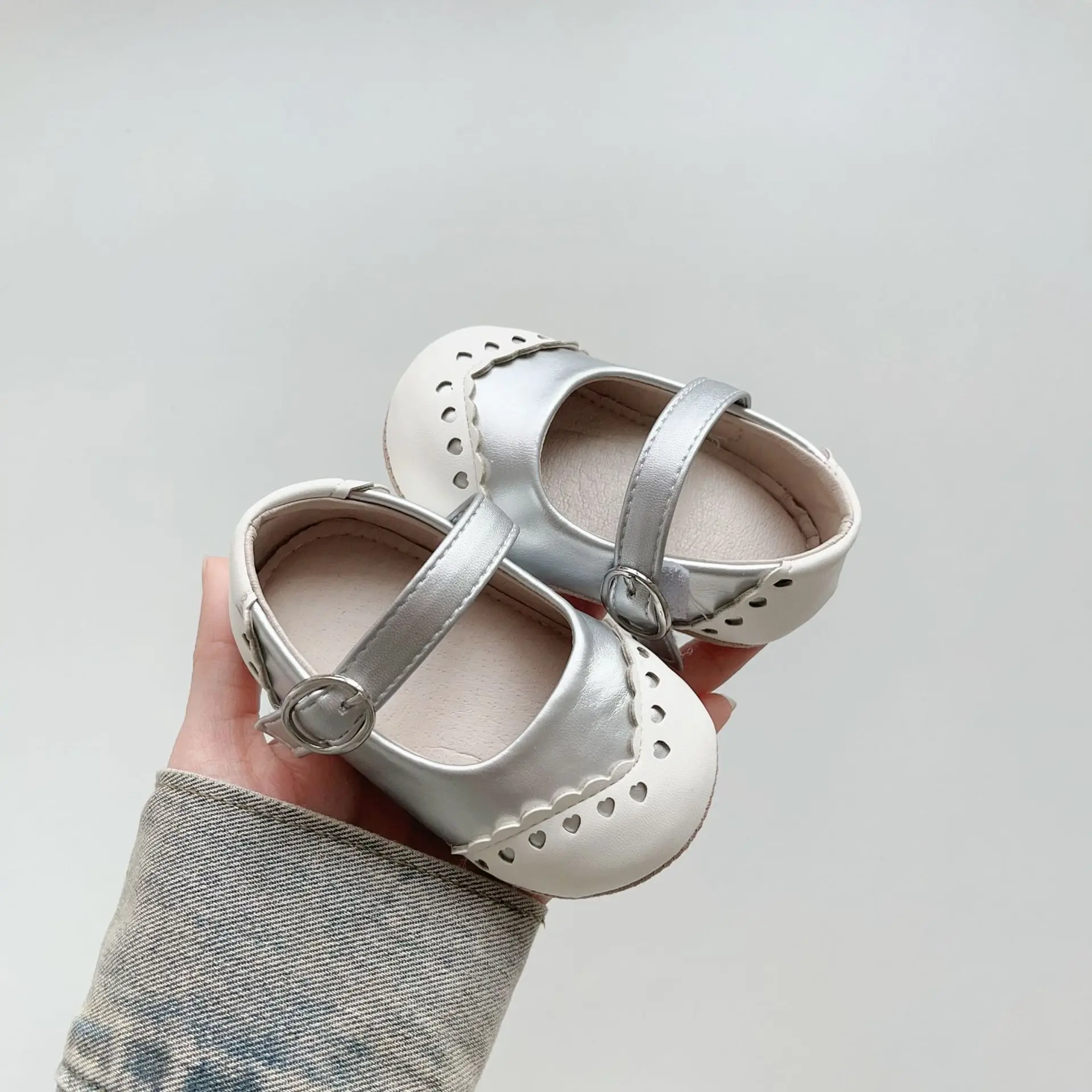 Korean Style Baby Toddler Shoes Silver Hook & Loop Flat — feature 10