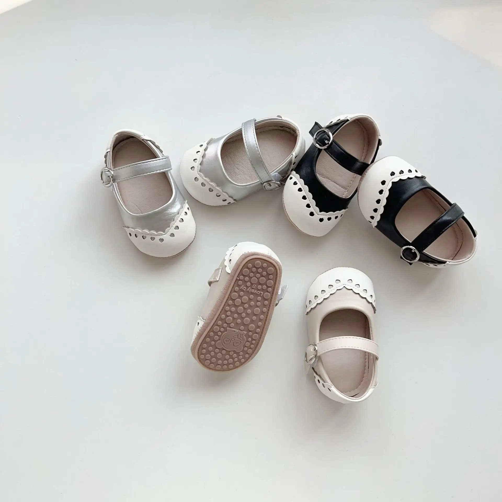 Korean Style Baby Toddler Shoes Silver Hook & Loop Flat — feature 3