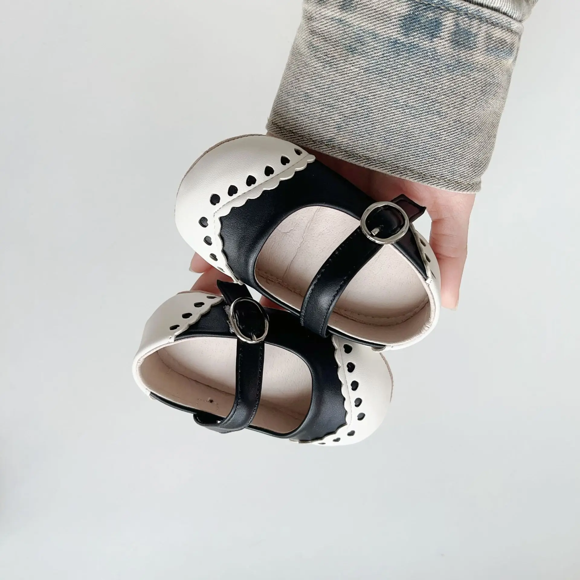 Korean Style Baby Toddler Shoes Silver Hook & Loop Flat — feature 8