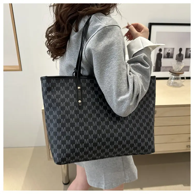 Large Capacity Printed Tote Bag with Matching Wallet — feature 30