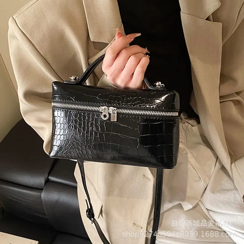 Light Luxury Croc Pattern Box Bag for Women 2026