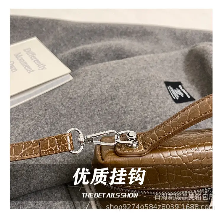 Light Luxury Croc Pattern Box Bag for Women 2026 — feature 16
