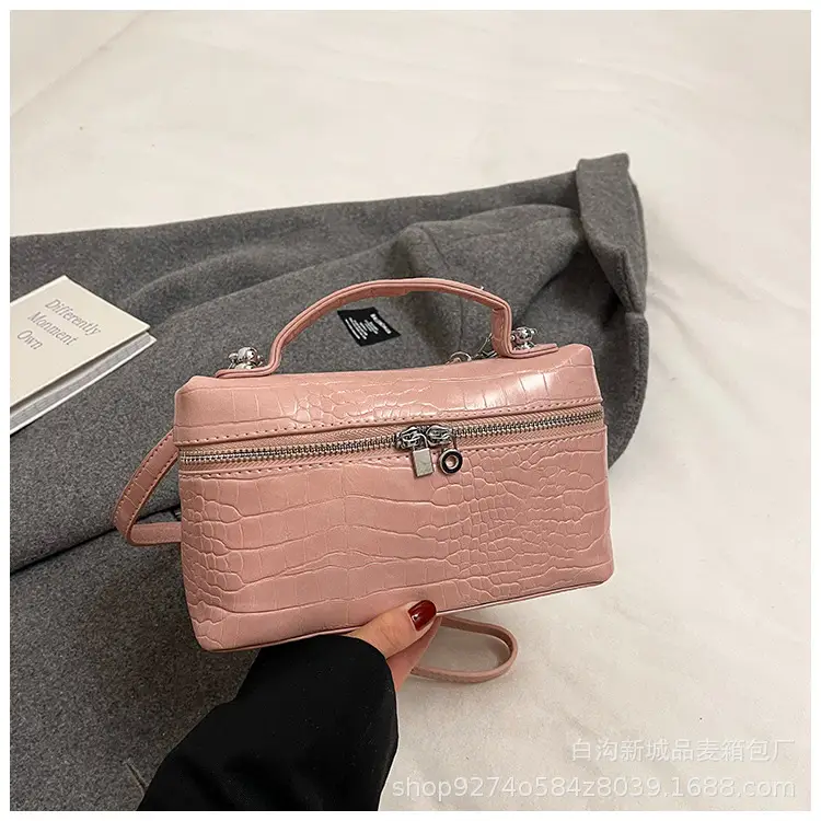 Light Luxury Croc Pattern Box Bag for Women 2026
