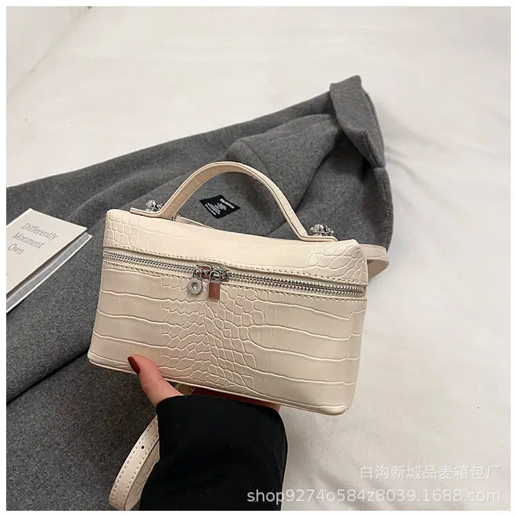 Light Luxury Croc Pattern Box Bag for Women 2026