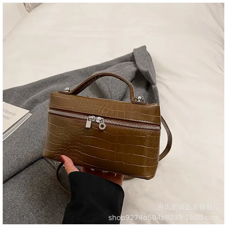 Light Luxury Croc Pattern Box Bag for Women 2026