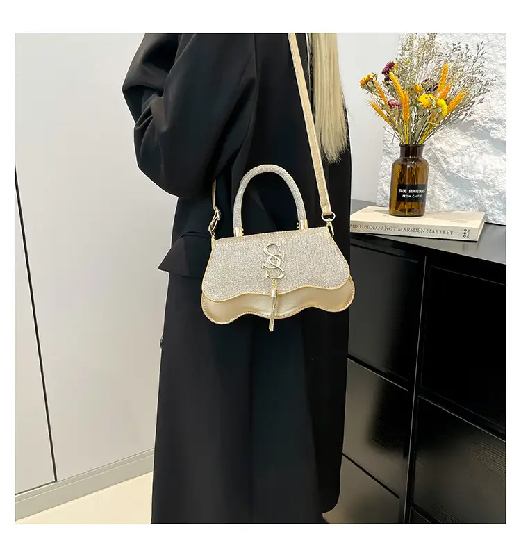 2025 Light Luxury Sequins Crossbody Bag — feature 11