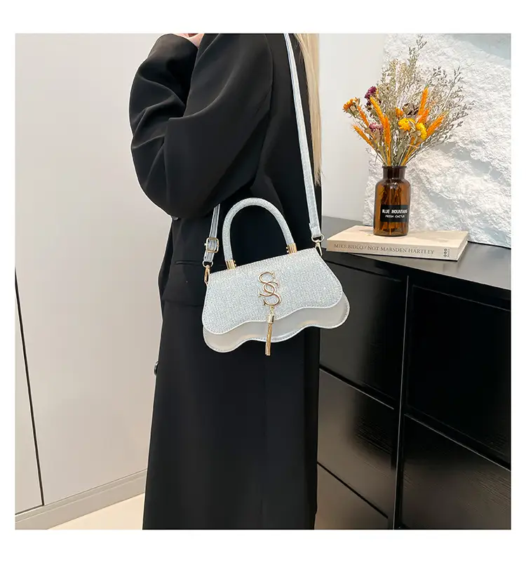 2025 Light Luxury Sequins Crossbody Bag — feature 13