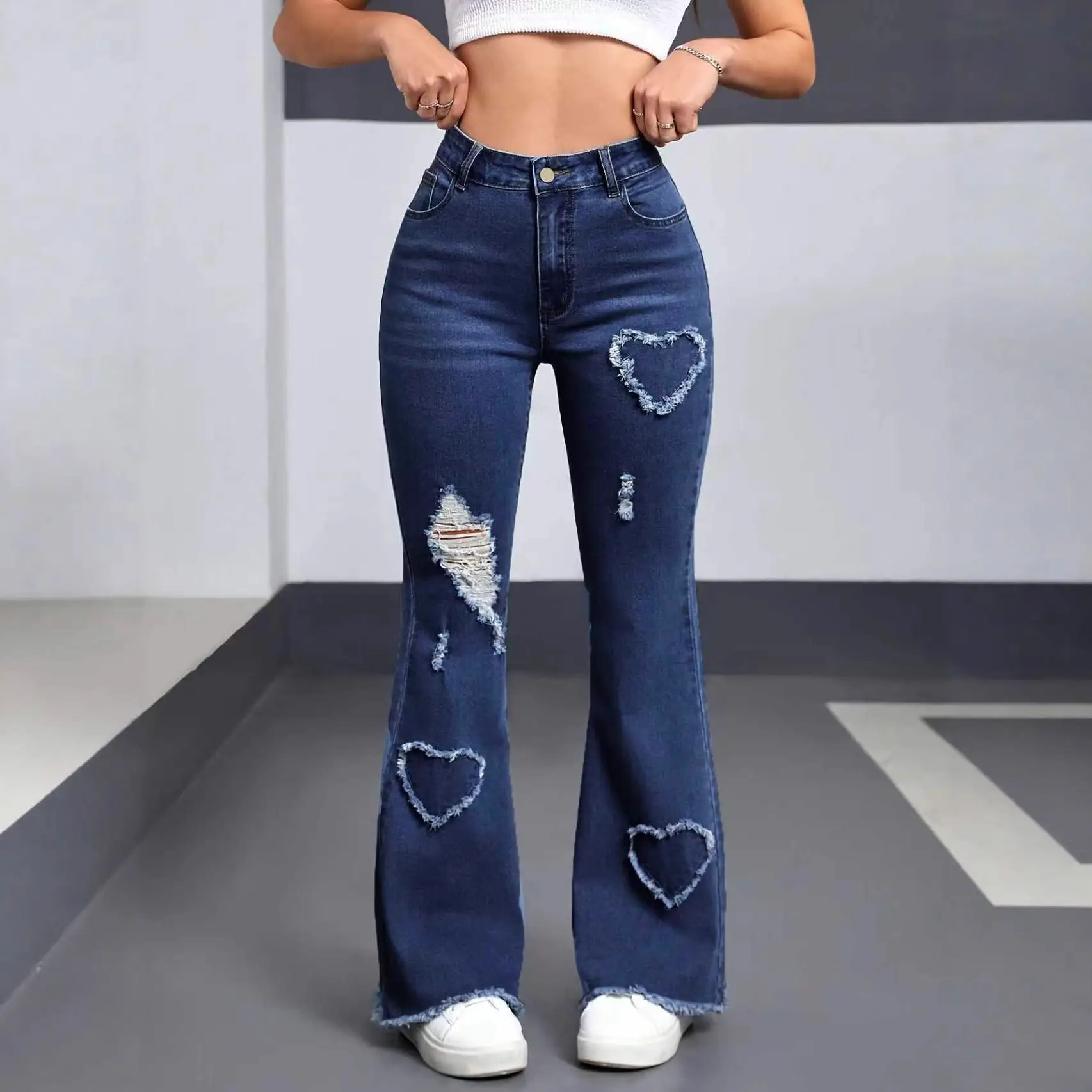 Women Pink Heart-Shaped Ripped Jeans 2025