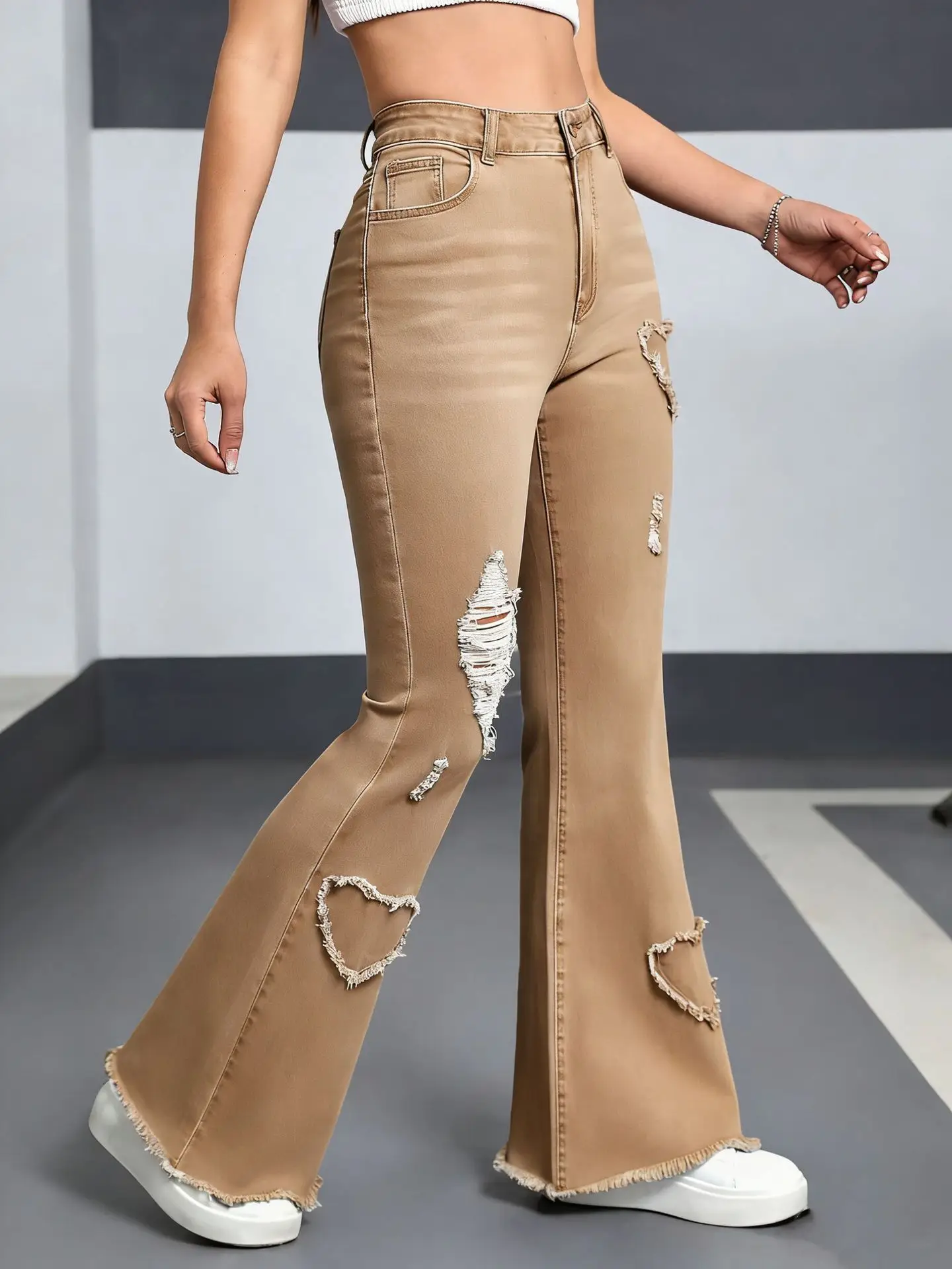 Women Pink Heart-Shaped Ripped Jeans 2025 — feature 16