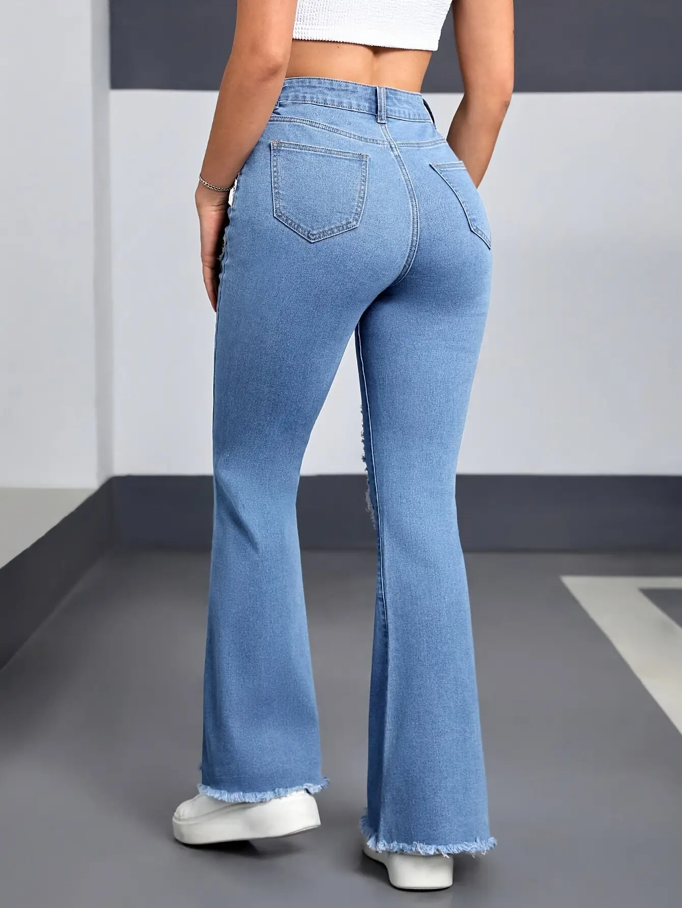Women Pink Heart-Shaped Ripped Jeans 2025 — feature 6