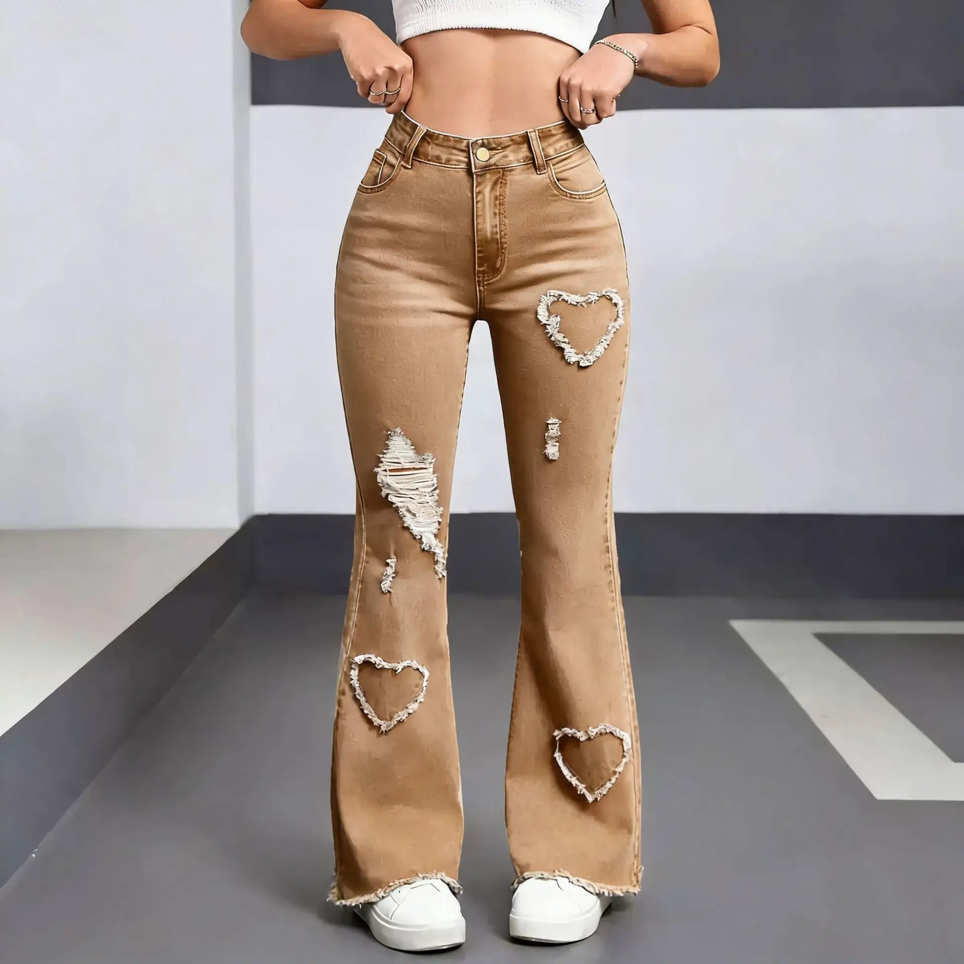 Women Pink Heart-Shaped Ripped Jeans 2025