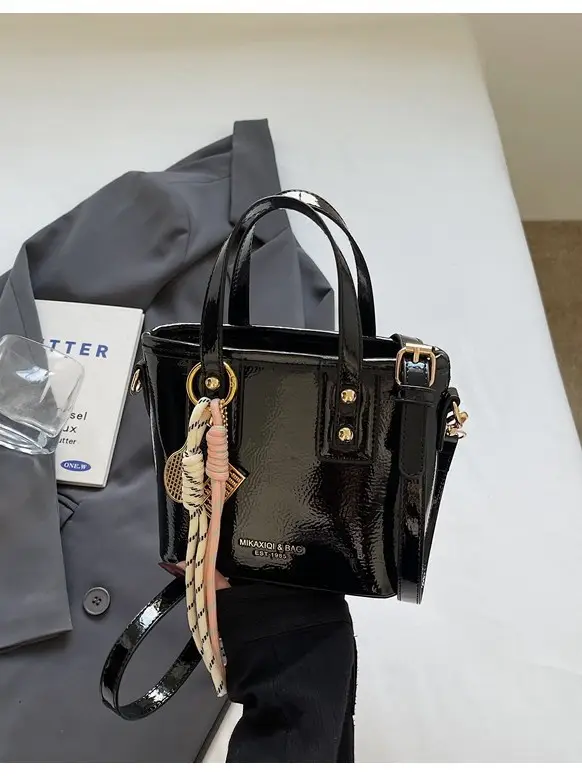 Red Crossbody Bag for Women 2026 Trendy Casual Shoulder Bag - Image 8