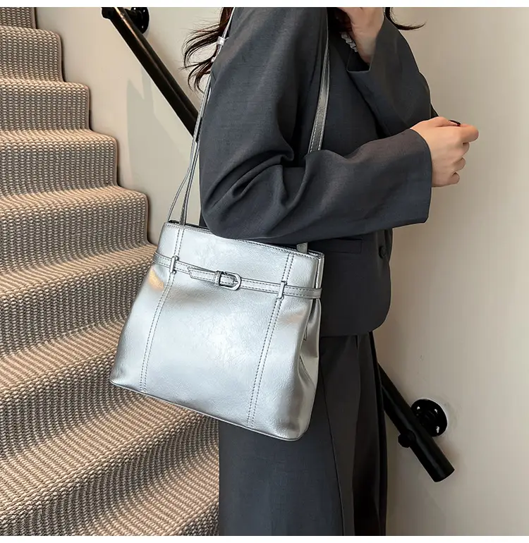 Silver Leather Commuter Bag for Women 2025 Spring Summer — feature 38