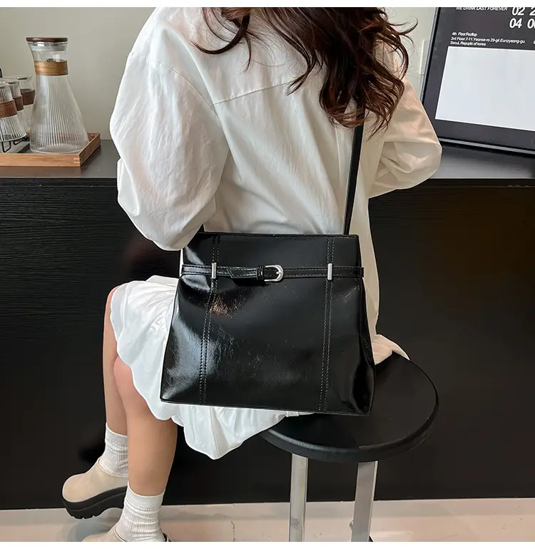 Silver Leather Commuter Bag for Women 2025 Spring Summer — feature 46