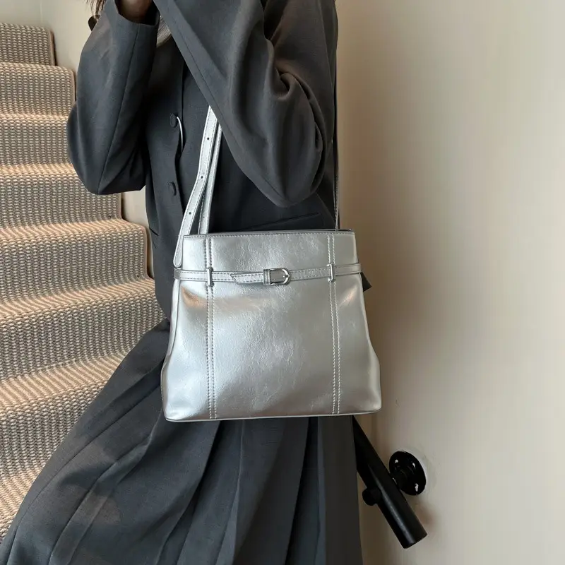 Silver Leather Commuter Bag for Women 2025 Spring Summer - Image 2