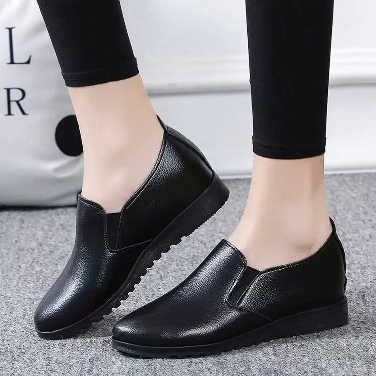 KFC Non-slip Work Shoes Women's Black Flat Shoes for Mom Kitchen Work Shoes Waterproof Soft Leather Women's Single-layer Shoes