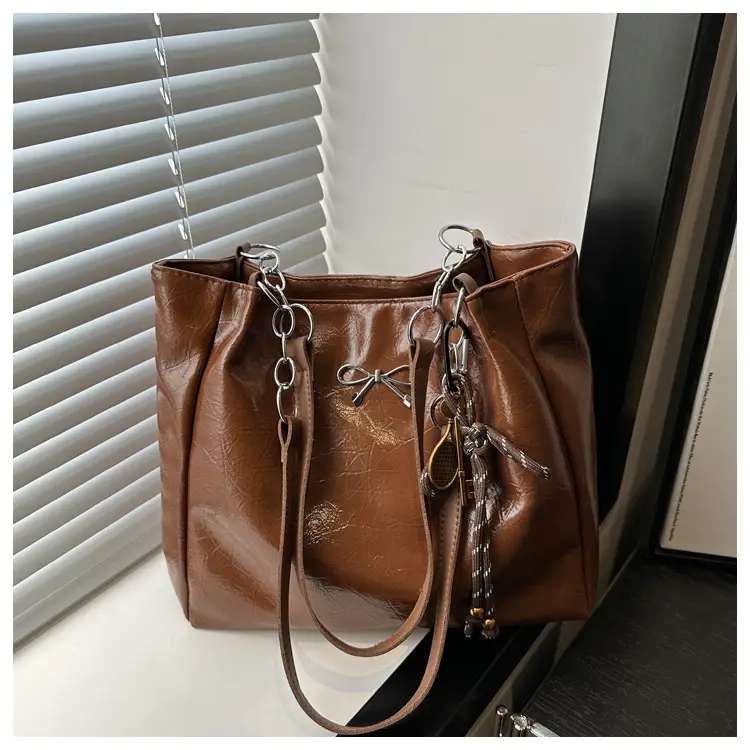 Brown Leather Chain Tote Bag for Women 2025 — feature 11