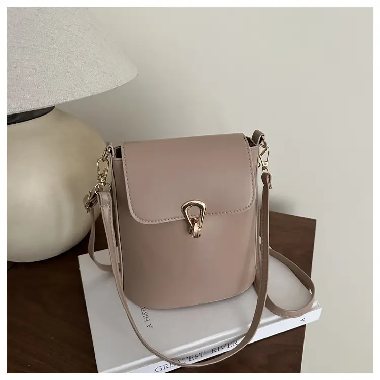 Pink Textured Shoulder Crossbody Bag for Women - Image 4