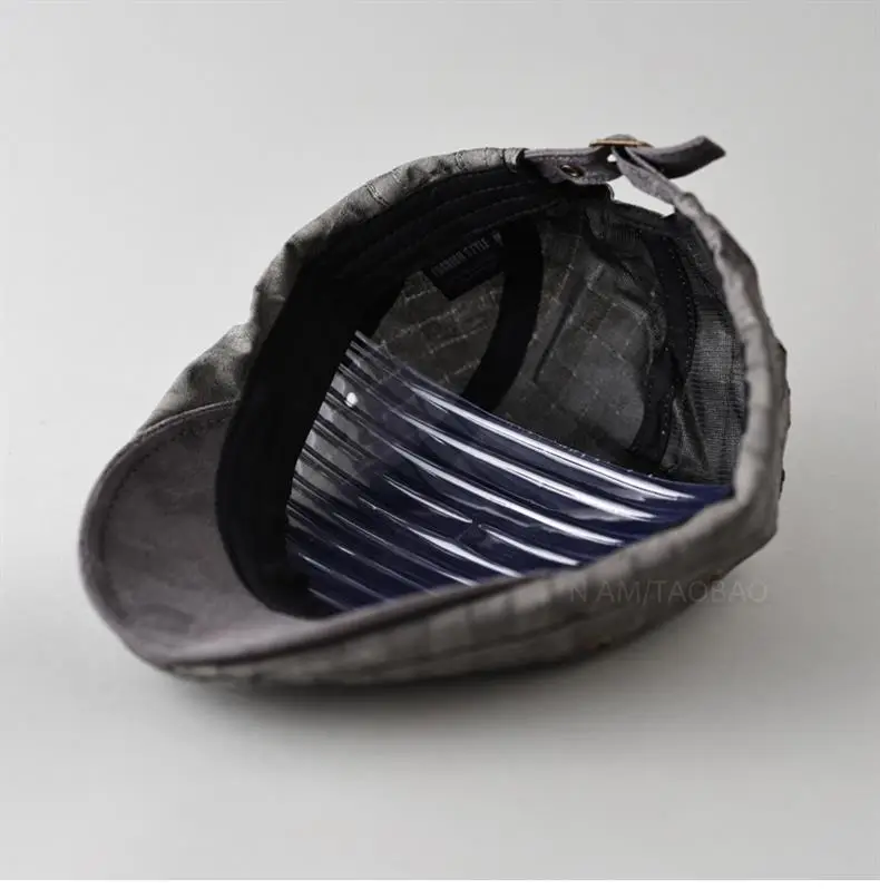 Men's Blue Plaid British Style Cap — feature 7