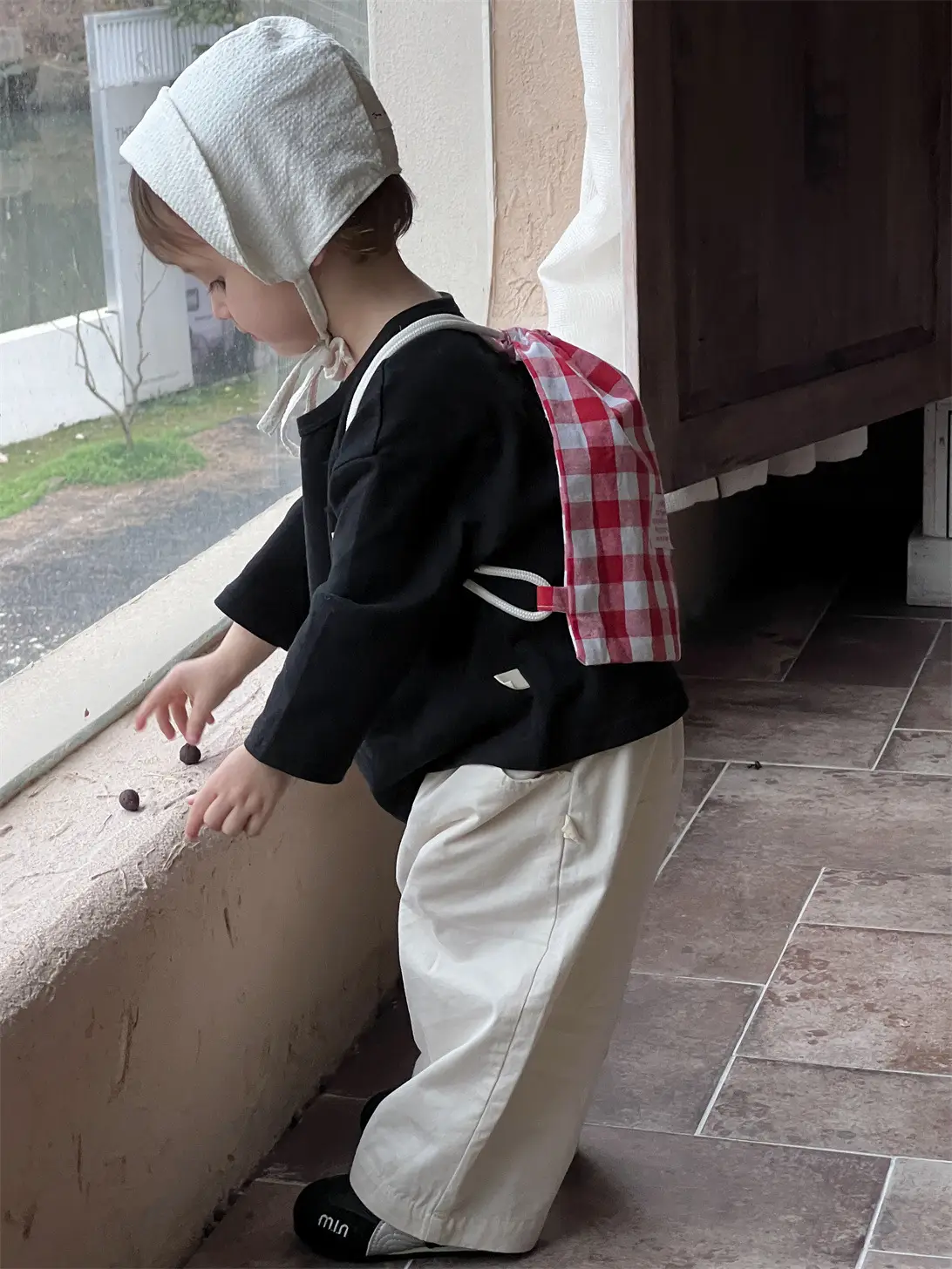 Kids Korean Style Autum T-Shirt Pants Set Black Beige - Image 6