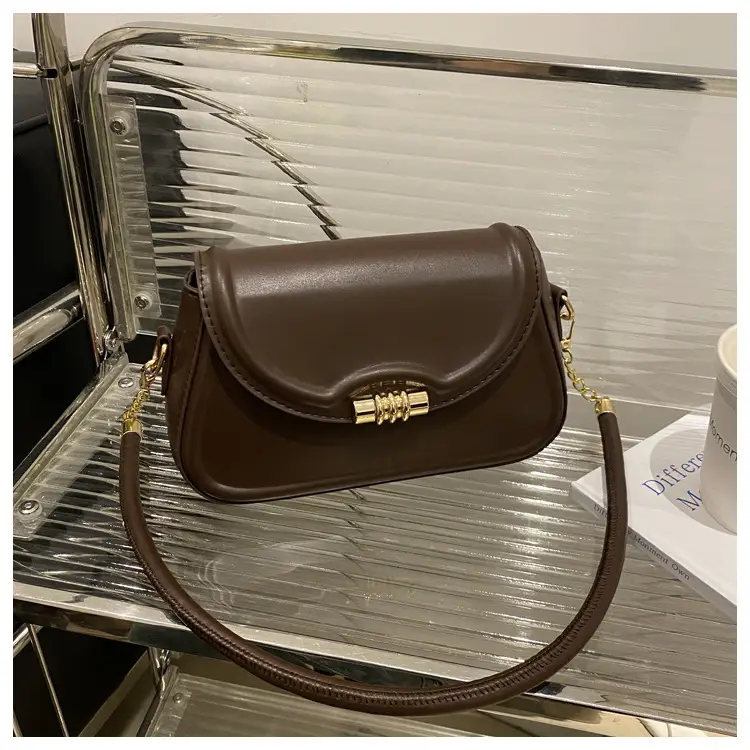 Women's Black Crossbody Bag Korean Style 2025 — feature 10