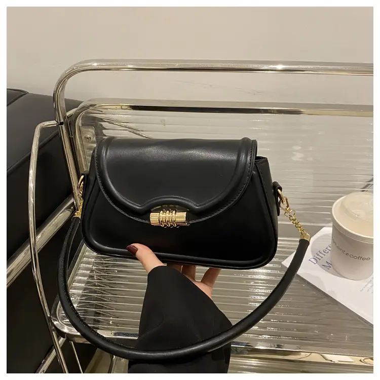 Women's Black Crossbody Bag Korean Style 2025 — feature 11