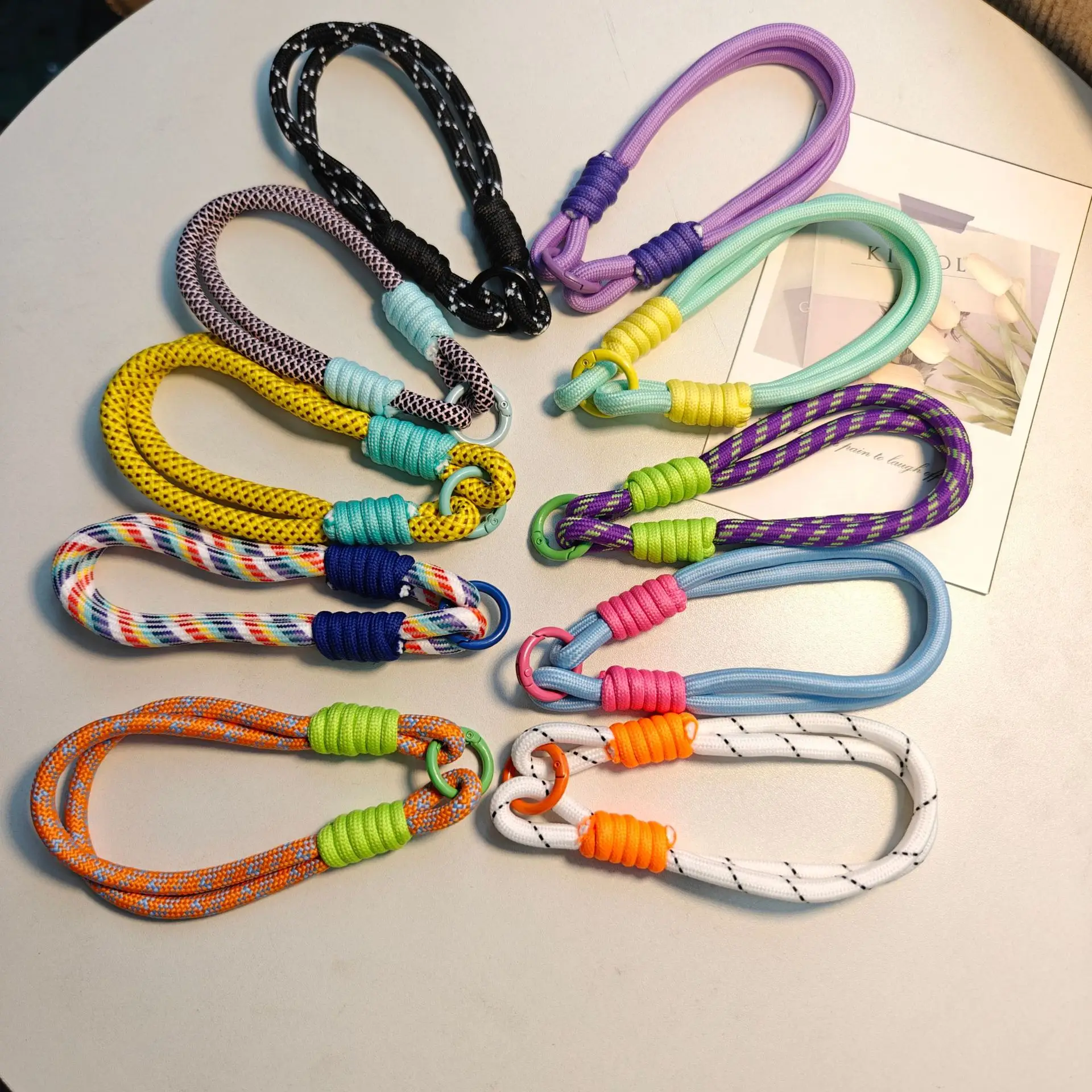 Green Woven Anti-Lost Mobile Phone Lanyard - Image 12