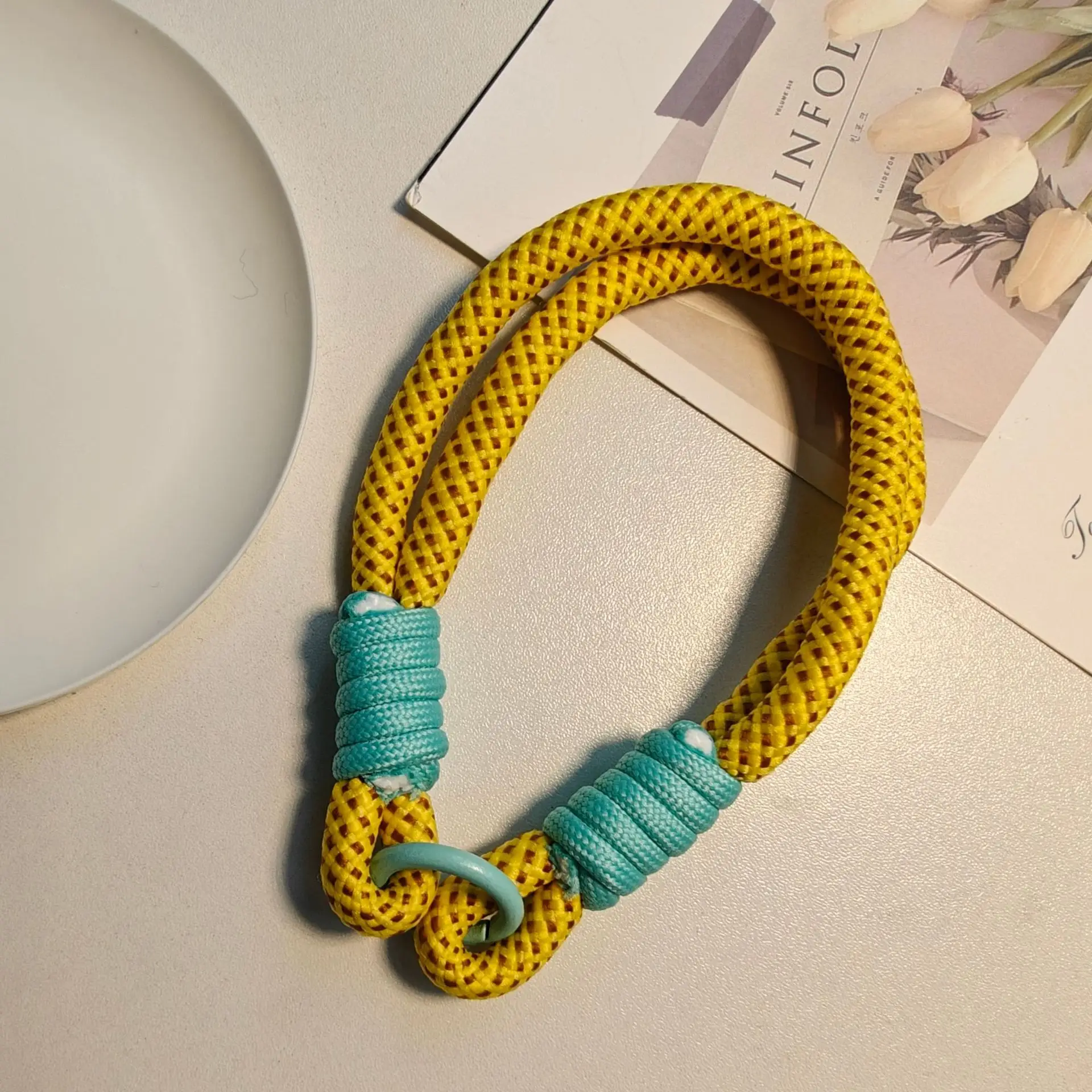 Green Woven Anti-Lost Mobile Phone Lanyard — feature 11