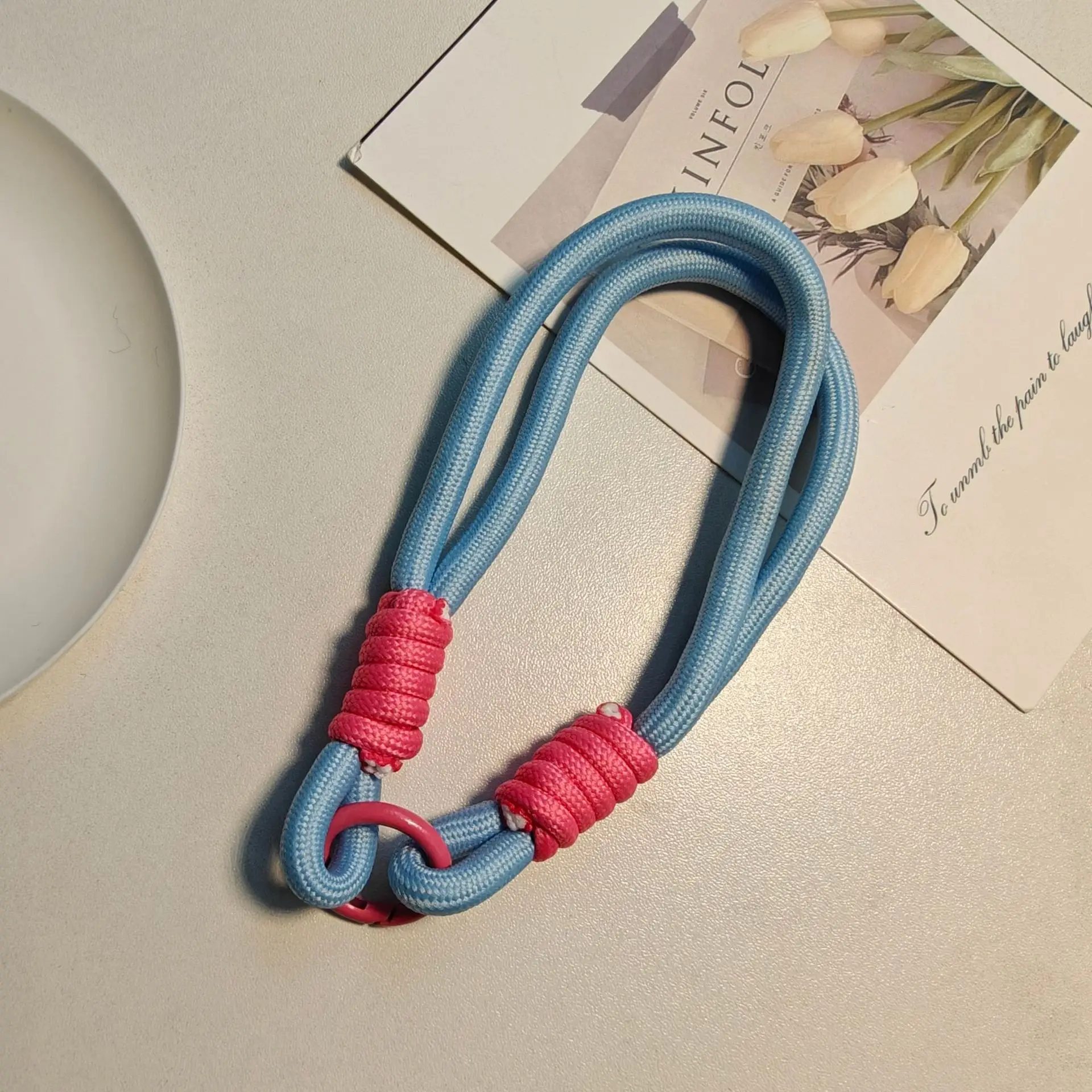 Green Woven Anti-Lost Mobile Phone Lanyard — feature 6