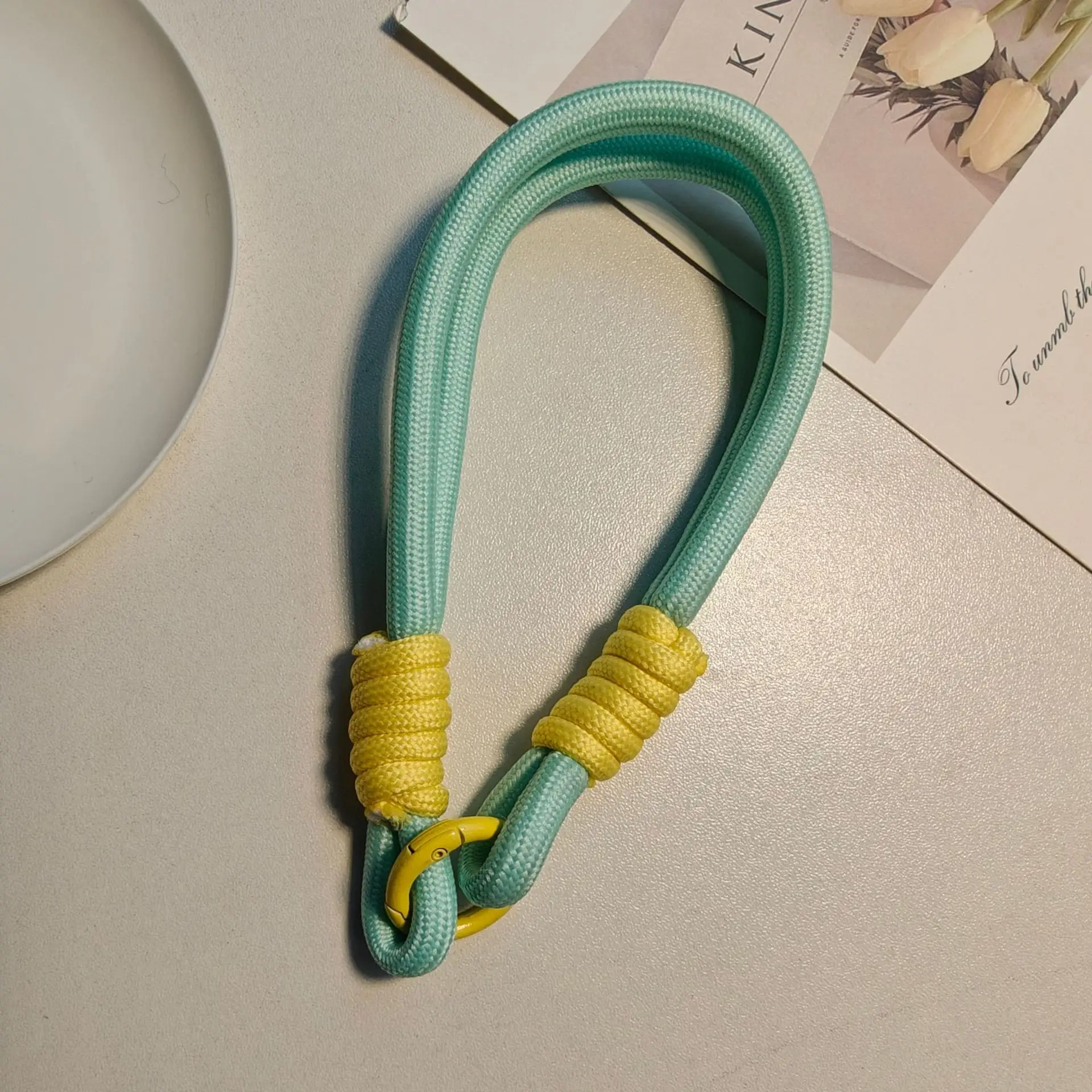 Green Woven Anti-Lost Mobile Phone Lanyard — feature 8